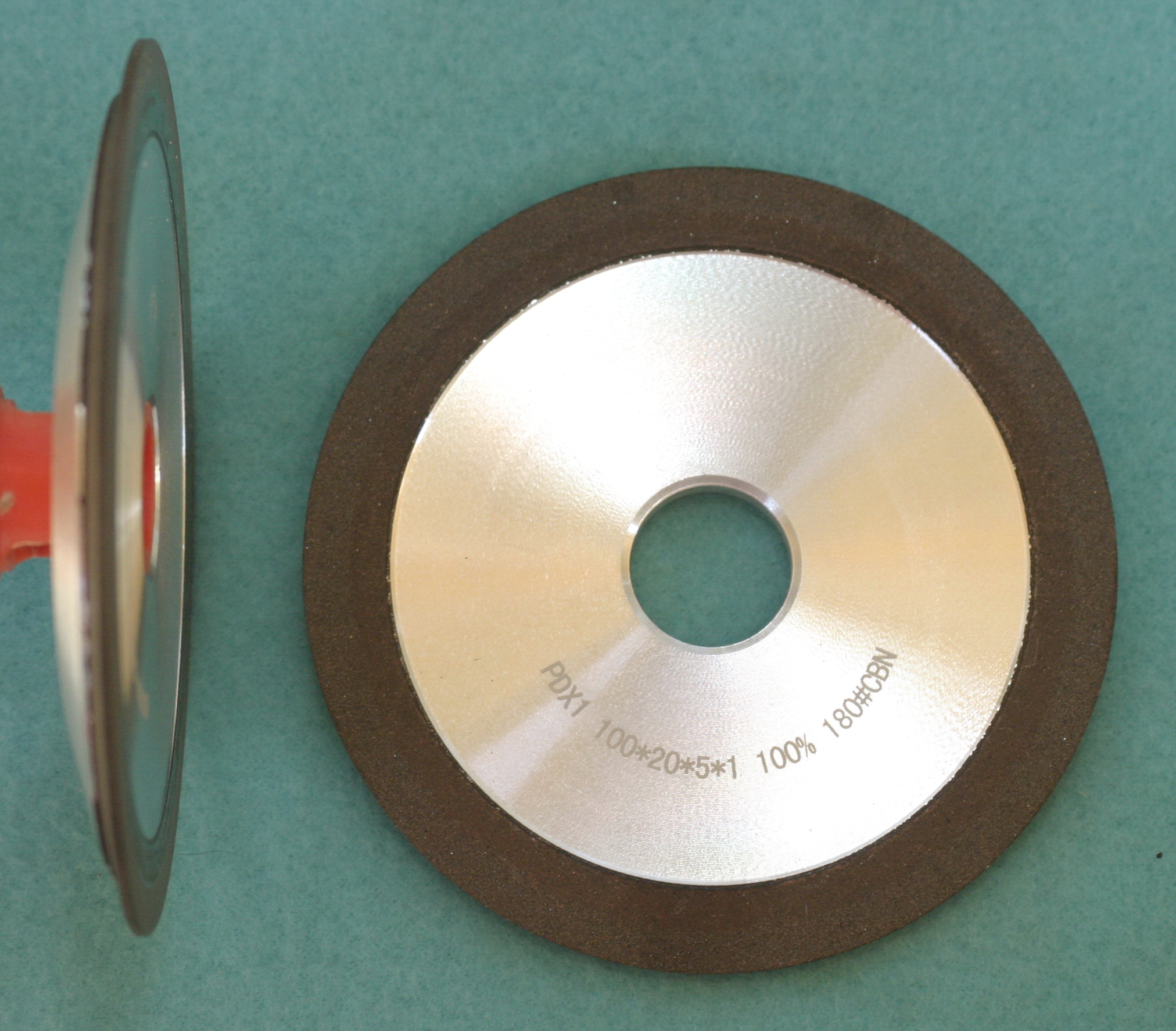 CBN korong kúpos, 20 fokos 180-as